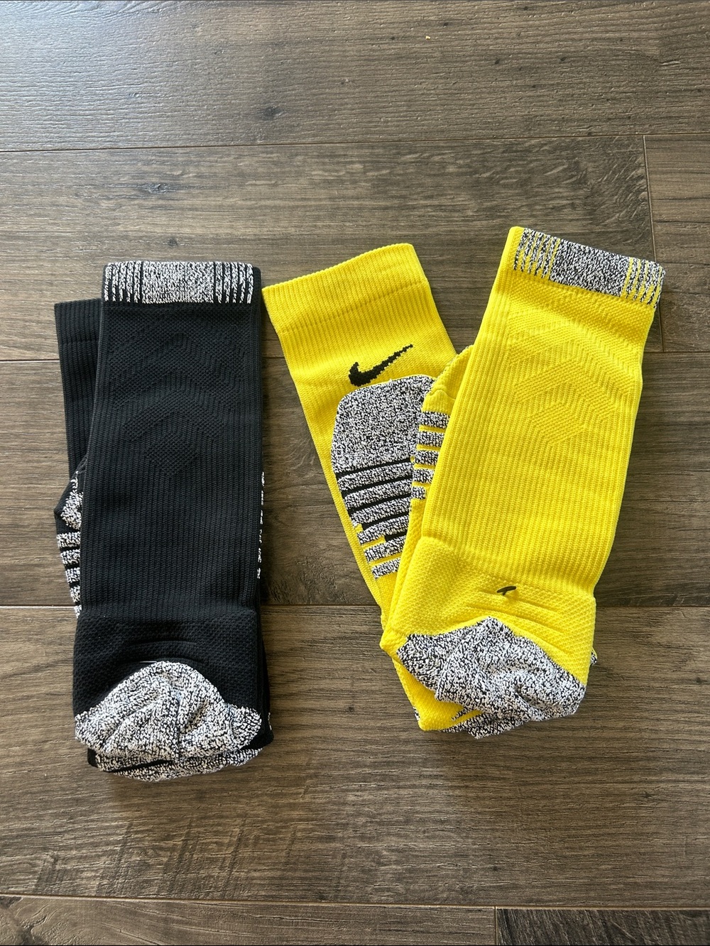 Nike Grip Crew Socks Men’s Large NEW